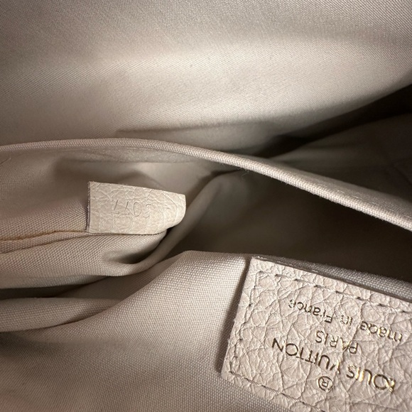 Louis Vuitton monogram crossbody and shoulder bag - Picture 10 of 14